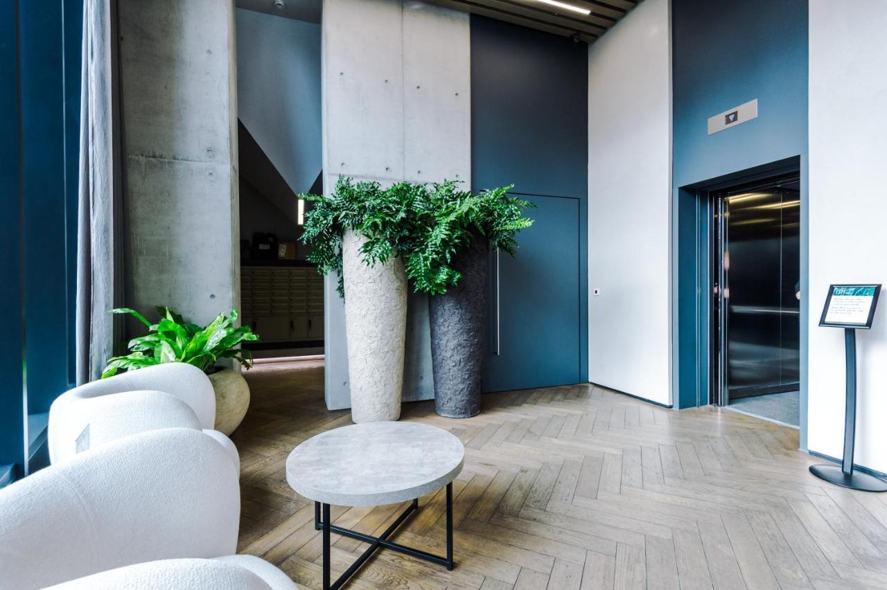 Hilltop Serviced Apartments - Deansgate Manchester Exterior photo