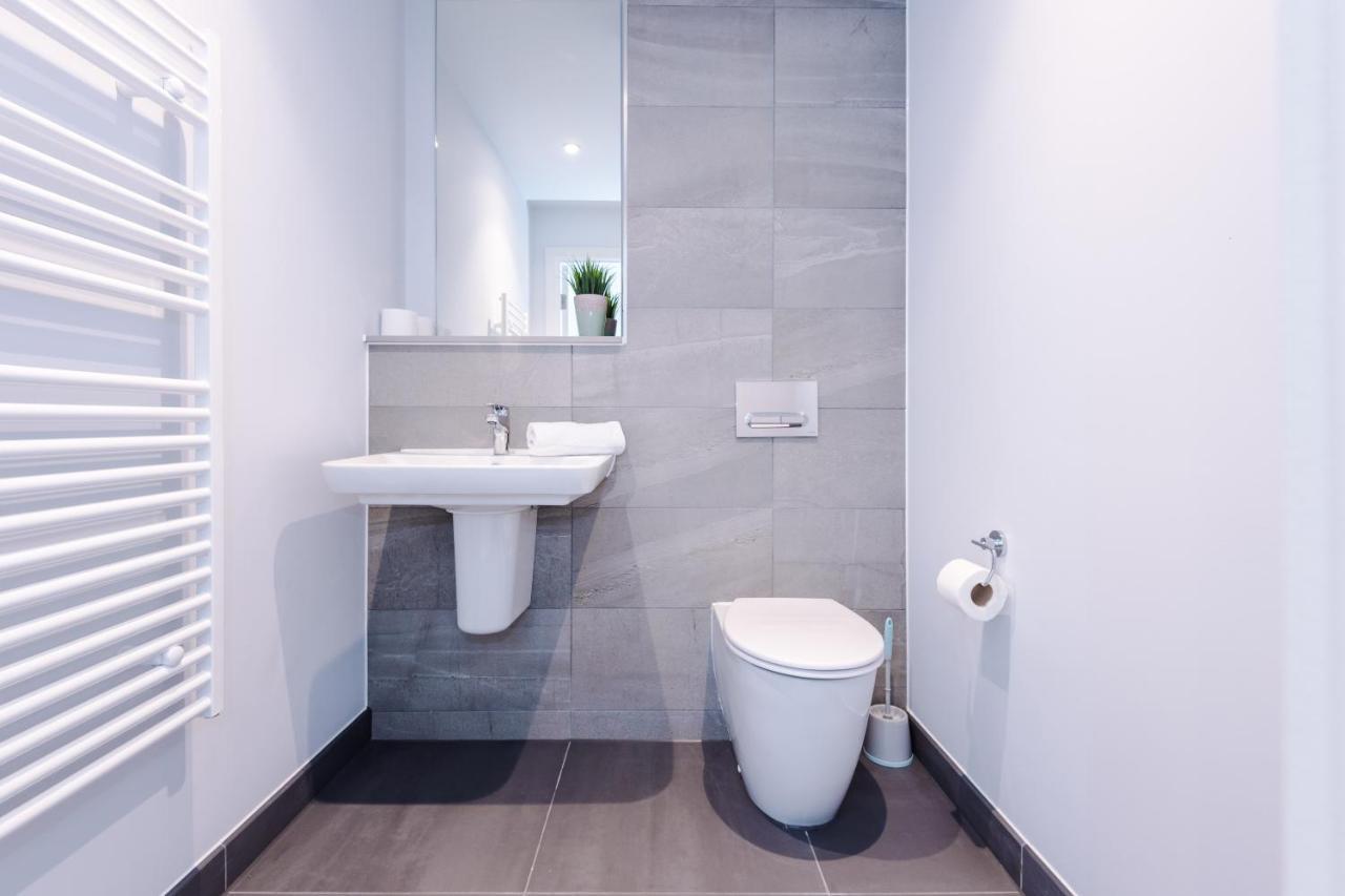 Hilltop Serviced Apartments - Deansgate Manchester Exterior photo