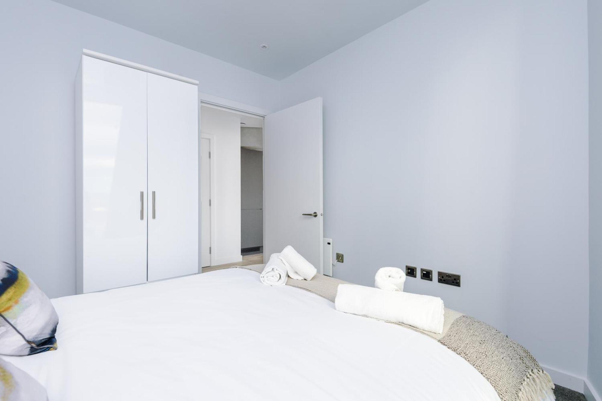 Hilltop Serviced Apartments - Deansgate Manchester Exterior photo